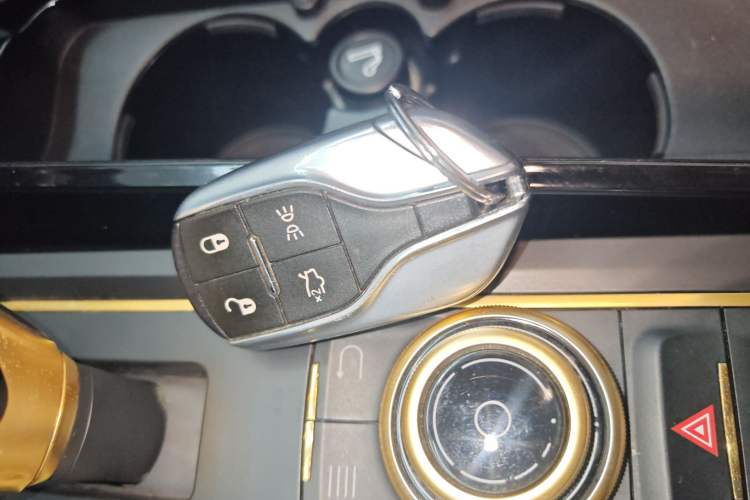 Used Maserati Levante 2016 3.0T Standard Edition Vehicle Key