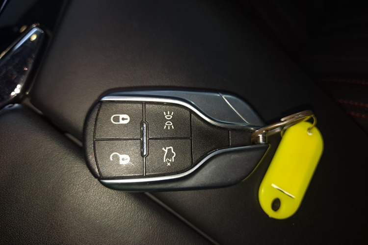 Used Maserati Levante 2016 3.0T Standard Edition Vehicle Key