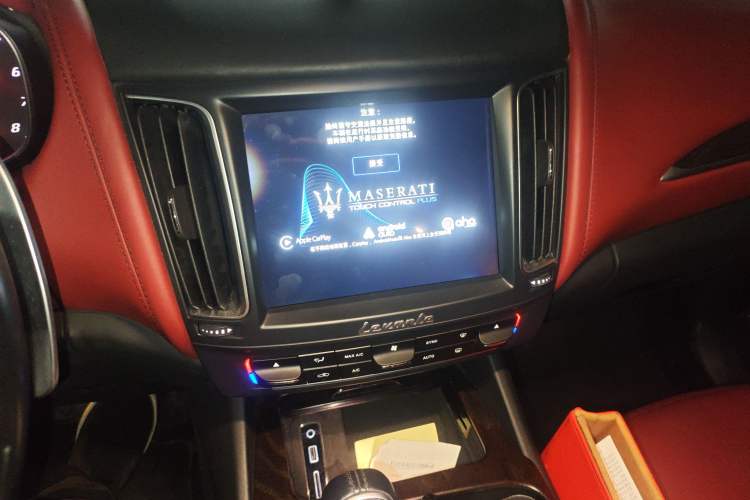 Used Maserati Levante 2016 3.0T Standard Edition Audio And AC Panel