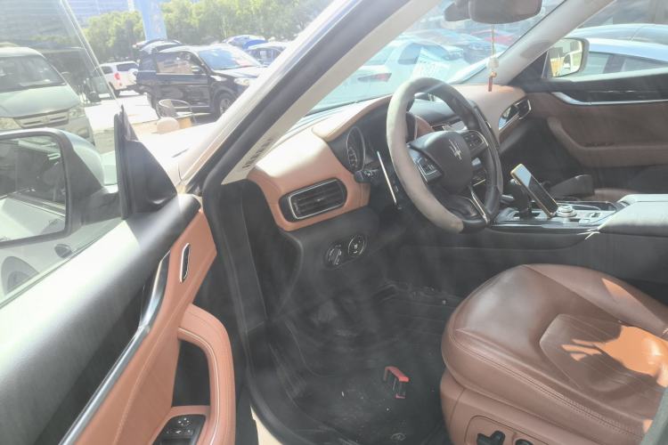 Used Maserati Levante 2016 3.0T Standard Edition Driver Seat