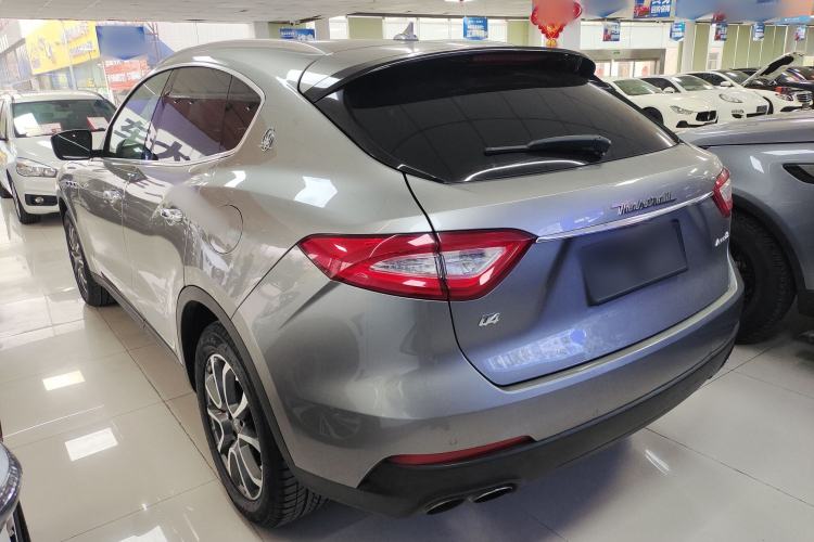 Used Maserati Levante 2016 3.0T Standard Edition Exterior 2