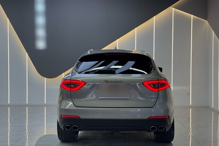 Used Maserati Levante 2016 3.0T Standard Edition Exterior 4
