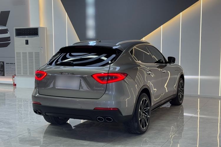 Used Maserati Levante 2016 3.0T Standard Edition Exterior 5