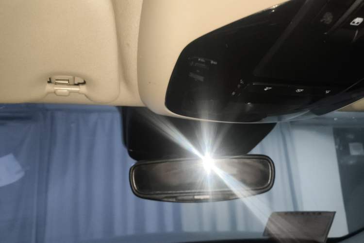 Used Maserati Levante 2016 3.0T Standard Edition Headliner