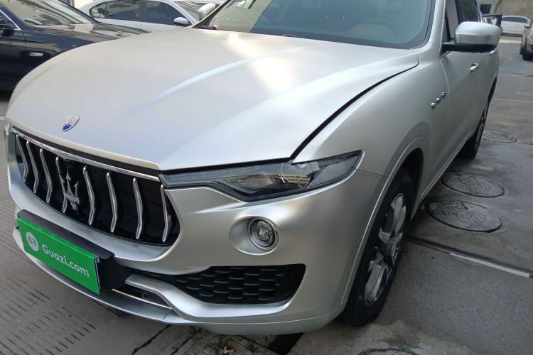Used Maserati Levante 2016 3.0T Standard Edition Left Front Headlight