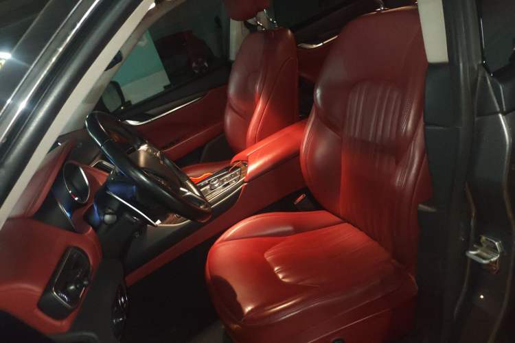 Used Maserati Levante 2016 3.0T Standard Edition Left Front Seat