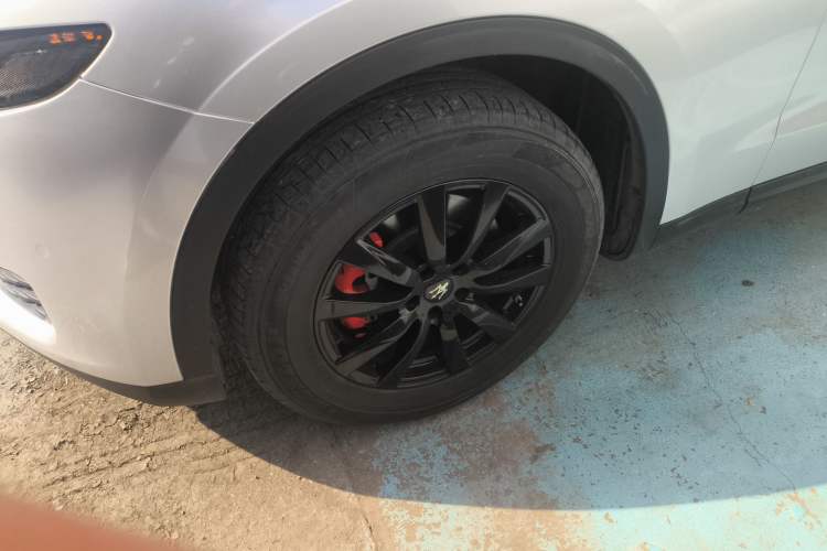 Used Maserati Levante 2016 3.0T Standard Edition Left Front Wheel Hub