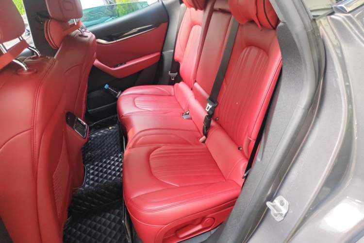 Used Maserati Levante 2016 3.0T Standard Edition Left Rear Seat
