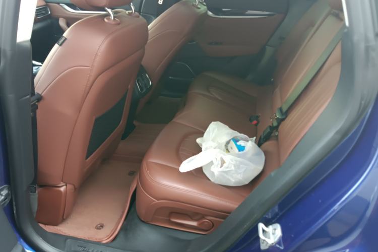Used Maserati Levante 2016 3.0T Standard Edition Left Rear Seat