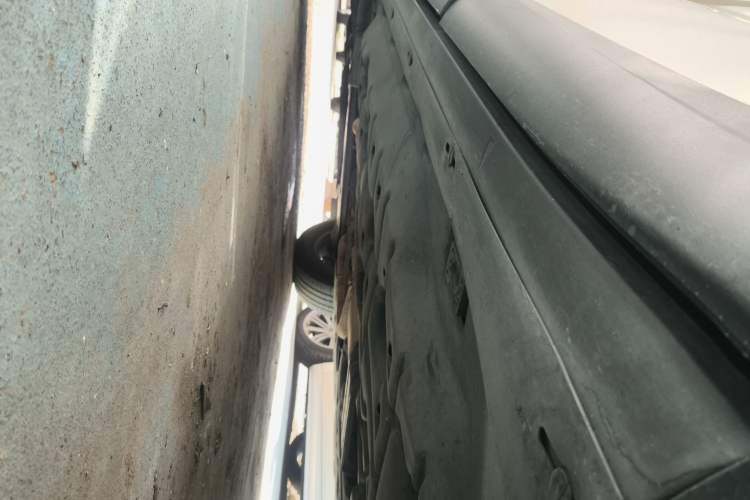 Used Maserati Levante 2016 3.0T Standard Edition Left Side Sill