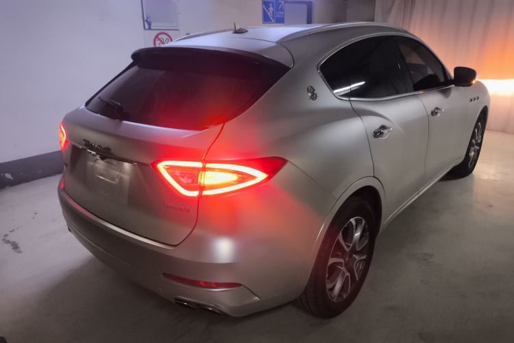 Used Maserati Levante 2016 3.0T Standard Edition Rear Right 45 Deg
