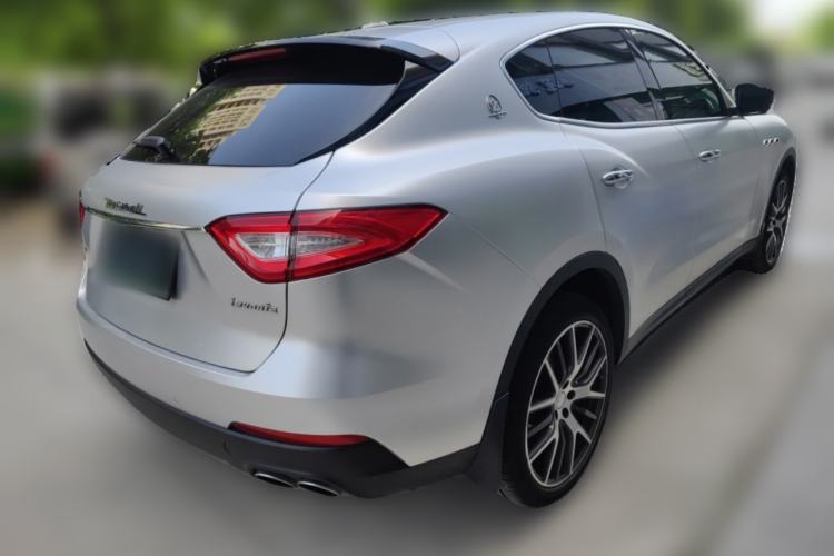 Used Maserati Levante 2016 3.0T Standard Edition Rear Right 45 Deg