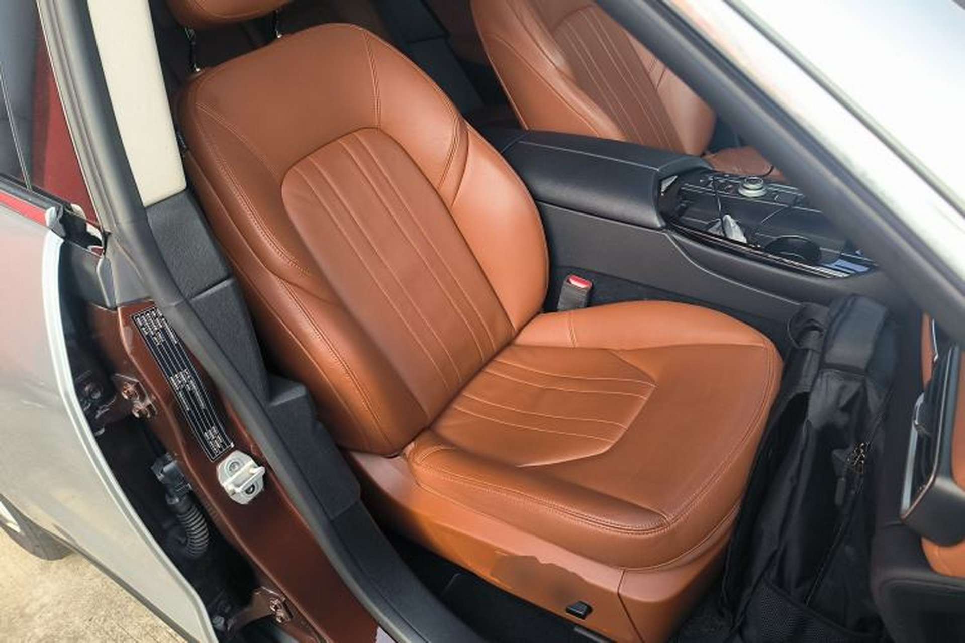 Used Maserati Levante 2016 3.0T Standard Edition Right Front Seat