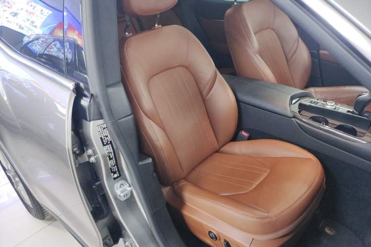 Used Maserati Levante 2016 3.0T Standard Edition Right Front Seat