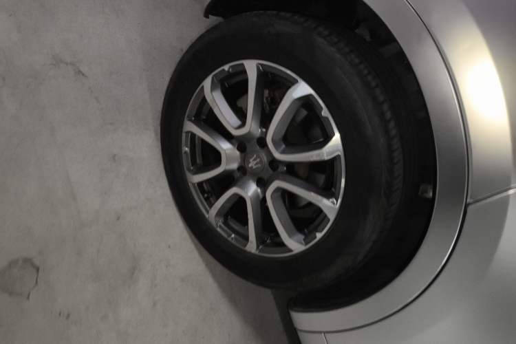 Used Maserati Levante 2016 3.0T Standard Edition Right Rear Wheel Hub