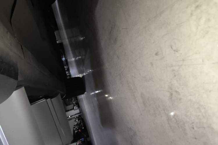 Used Maserati Levante 2016 3.0T Standard Edition Right Side Sill