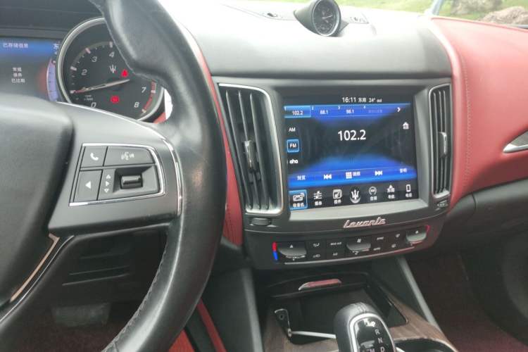 Used Maserati Levante 2016 3.0T Standard Edition Audio And AC Panel