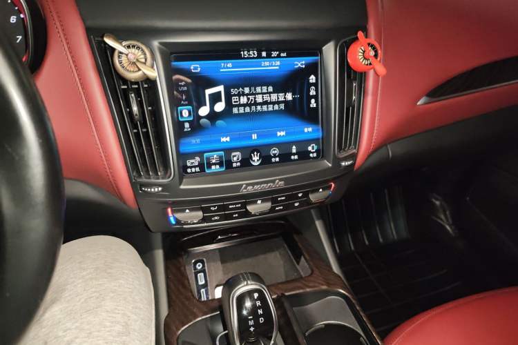 Used Maserati Levante 2016 3.0T Standard Edition Audio And AC Panel