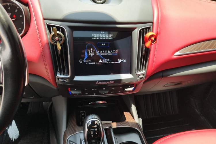 Used Maserati Levante 2016 3.0T Standard Edition Audio And AC Panel