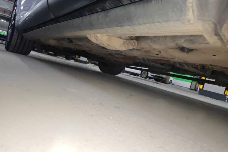 Used Maserati Levante 2016 3.0T Standard Edition Chassis Rear Left