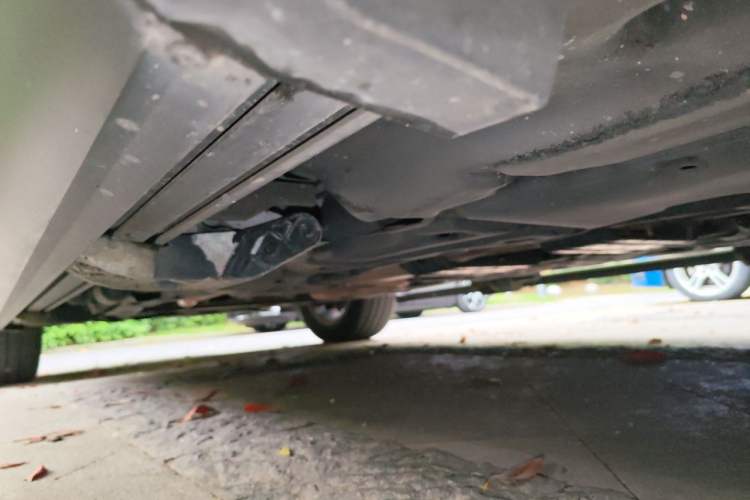 Used Maserati Levante 2016 3.0T Standard Edition Chassis Rear Left