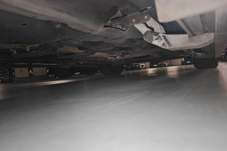 Used Maserati Levante 2016 3.0T Standard Edition Chassis Rear Right