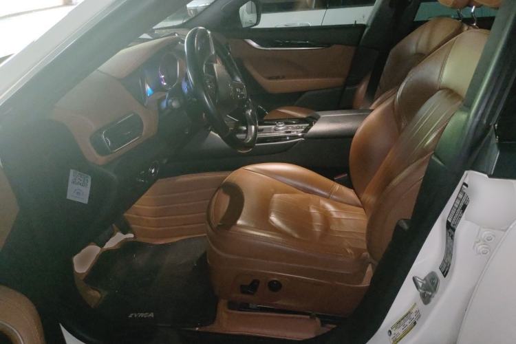 Used Maserati Levante 2016 3.0T Standard Edition Driver Seat