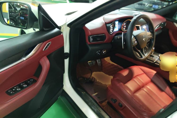 Used Maserati Levante 2016 3.0T Standard Edition Driver Seat
