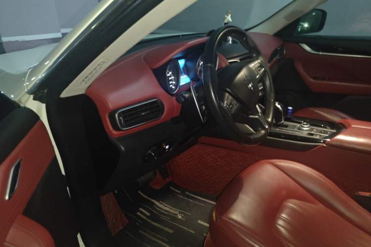 Used Maserati Levante 2016 3.0T Standard Edition Driver Seat