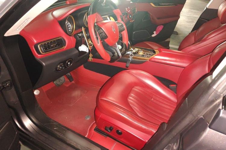 Used Maserati Levante 2016 3.0T Standard Edition Driver Seat