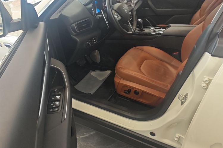 Used Maserati Levante 2016 3.0T Standard Edition Driver Seat