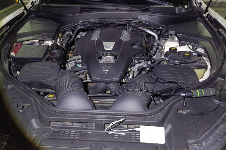 Used Maserati Levante 2016 3.0T Standard Edition Engine Bay