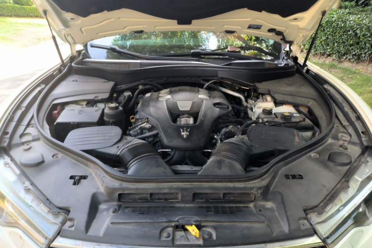 Used Maserati Levante 2016 3.0T Standard Edition Engine Bay