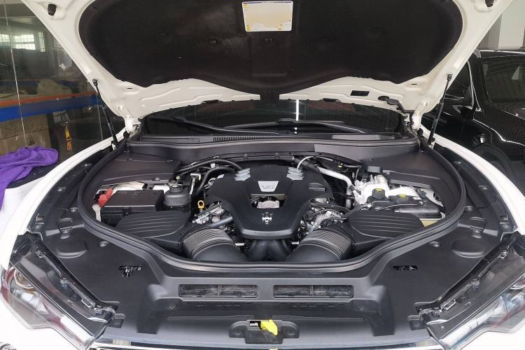 Used Maserati Levante 2016 3.0T Standard Edition Engine Bay