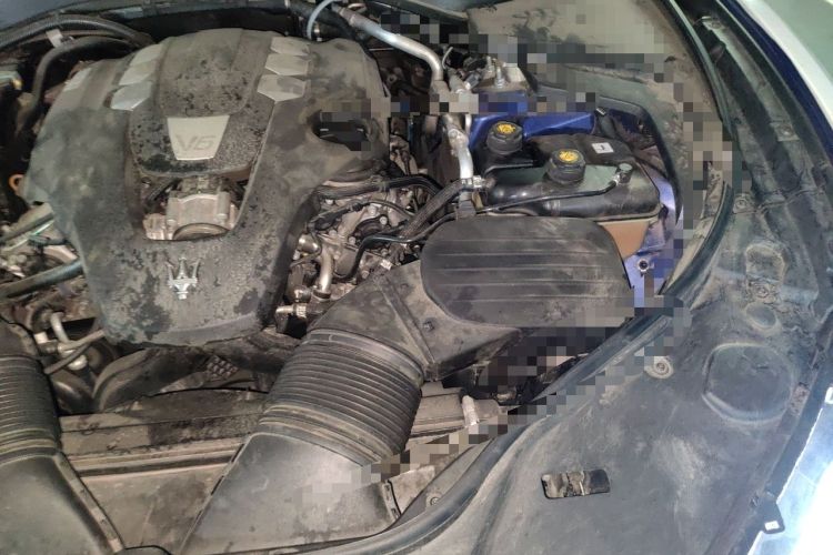 Used Maserati Levante 2016 3.0T Standard Edition Engine Bay Left