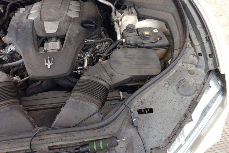 Used Maserati Levante 2016 3.0T Standard Edition Engine Bay Left