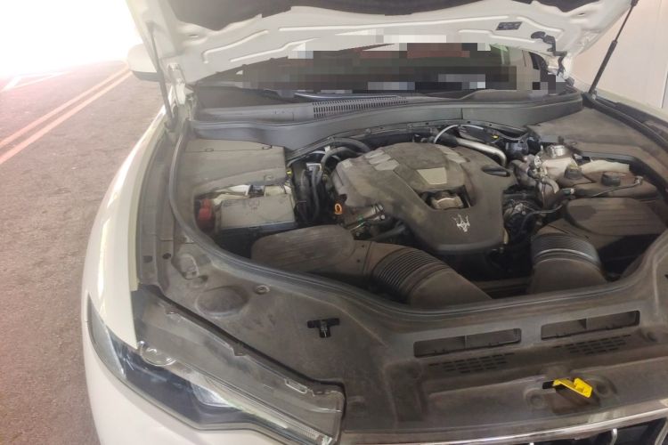 Used Maserati Levante  Engine Bay Right