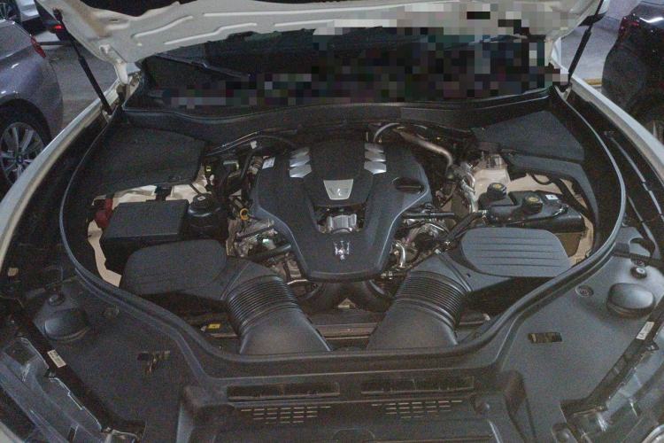 Used Maserati Levante 2016 3.0T Standard Edition Engine Bay