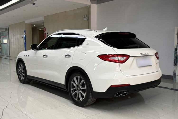 Used Maserati Levante 2016 3.0T Standard Edition Exterior 11