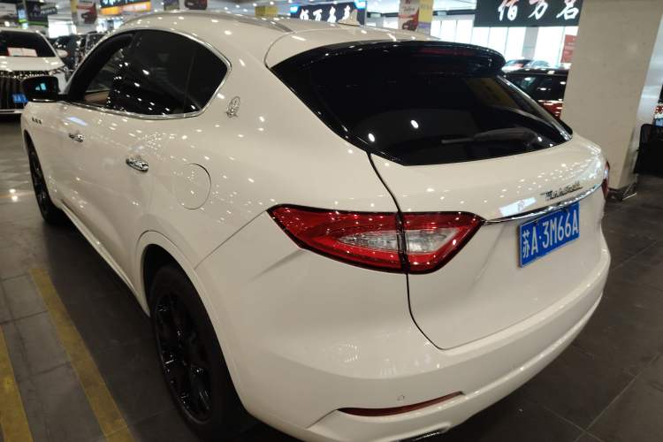 Used Maserati Levante 2016 3.0T Standard Edition Exterior 2