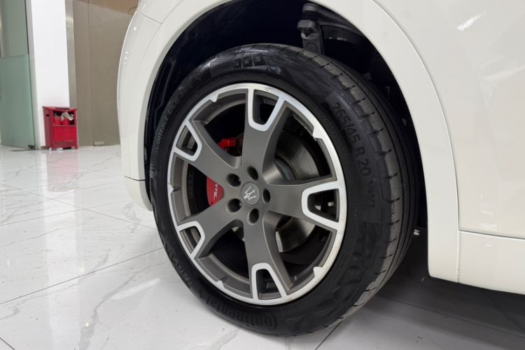 Used Maserati Levante 2016 3.0T Standard Edition Exterior 2