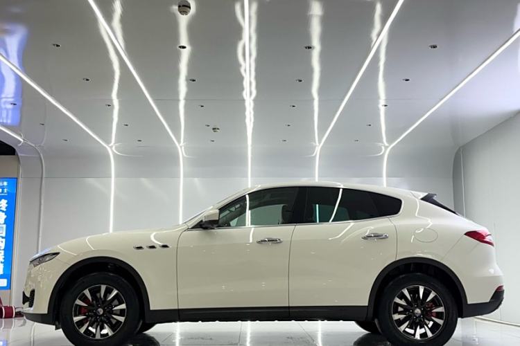 Used Maserati Levante 2016 3.0T Standard Edition Exterior 2