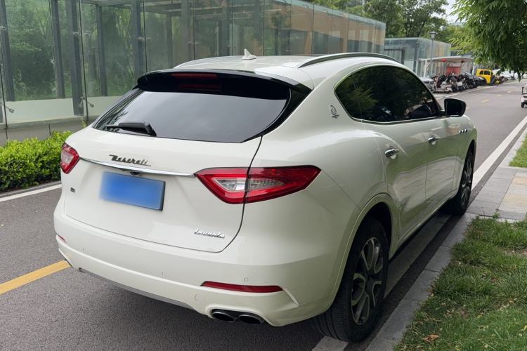 Used Maserati Levante 2016 3.0T Standard Edition Exterior 2