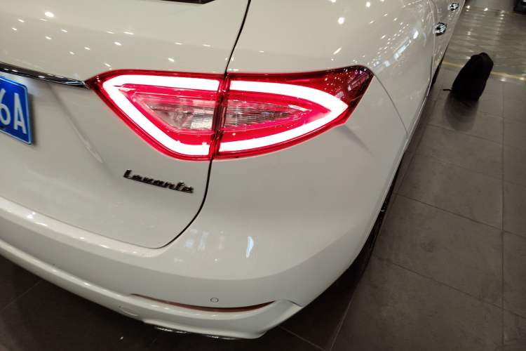 Used Maserati Levante 2016 3.0T Standard Edition Exterior 3
