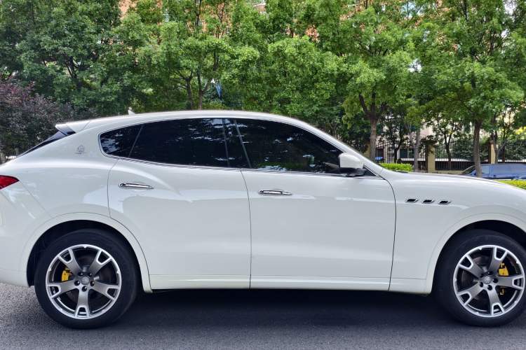 Used Maserati Levante 2016 3.0T Standard Edition Exterior 3