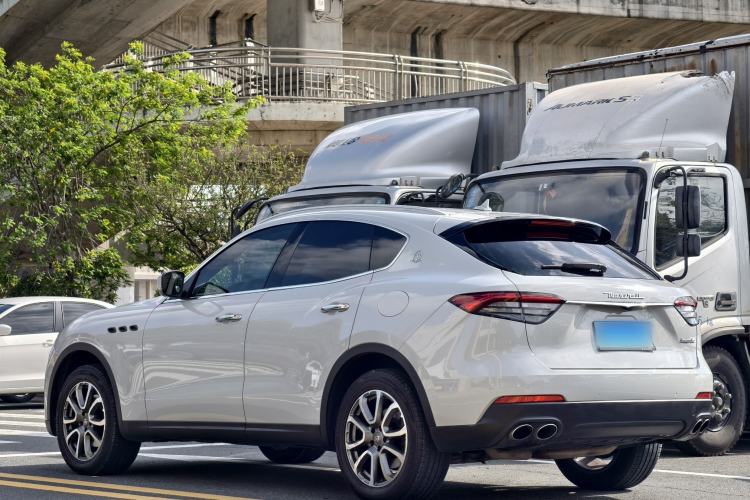 Used Maserati Levante 2016 3.0T Standard Edition Exterior 4