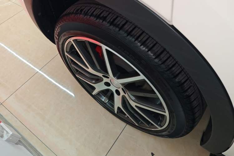 Used Maserati Levante 2016 3.0T Standard Edition Exterior 5