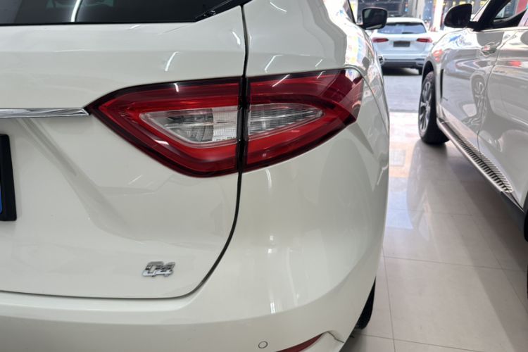 Used Maserati Levante 2016 3.0T Standard Edition Exterior 6