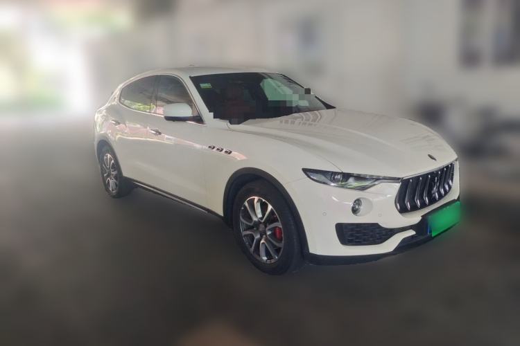 Used Maserati Levante  Front Right 45 Deg