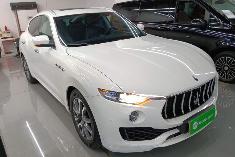 Used Maserati Levante 2016 3.0T Standard Edition Front Right 45 Deg